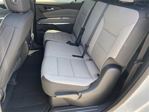New 2026 Chevrolet Traverse LT w/ Midnight/Sport Edition image 25