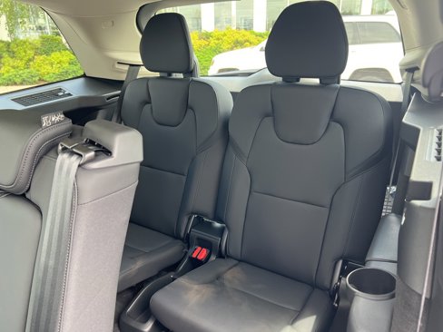 New 2026 Volvo XC90 B6 Plus w/ Protection Package Premier image 30