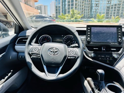 Used 2023 Toyota Camry XLE image 21