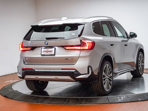 New 2026 BMW X1 xDrive28i w/ Technology Package image 7