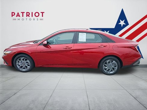 Certified 2024 Hyundai Elantra SEL image 47