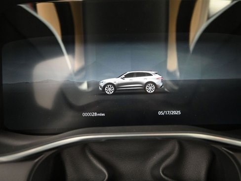 New 2026 Jaguar F-PACE R-Dynamic S image 25
