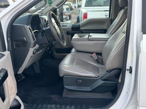 Used 2017 Ford F250 XL w/ Power Equipment Group image 8