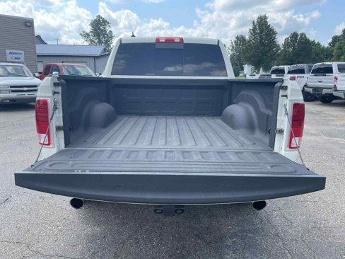 Used 2017 RAM 1500 Laramie w/ Convenience Group image 8