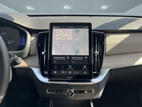 New 2026 Volvo XC90 T8 Plus image 24