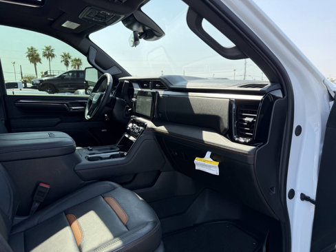 Used 2025 GMC Sierra 2500 AT4 w/ AT4 Premium Plus Package image 30