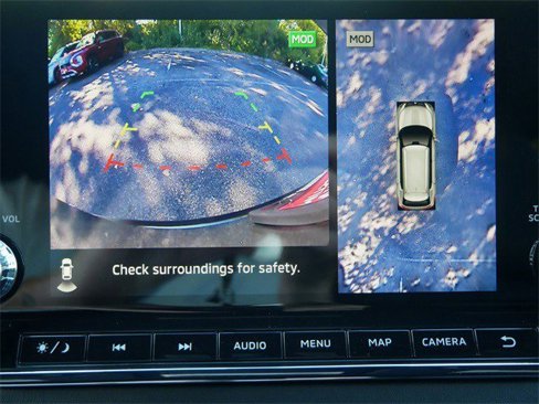 New 2025 Mitsubishi Outlander SEL image 9