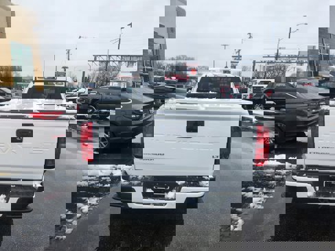 Used 2021 Chevrolet Colorado LT w/ Fleet Safety Package image 8
