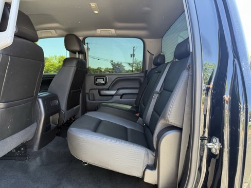 Used 2018 GMC Sierra 1500 SLT w/ All Terrain Package image 16