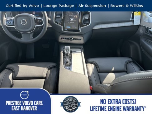 Used 2025 Volvo XC90 B6 Ultra w/ Lounge Package image 11
