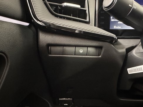 New 2026 Nissan Kicks SR image 47
