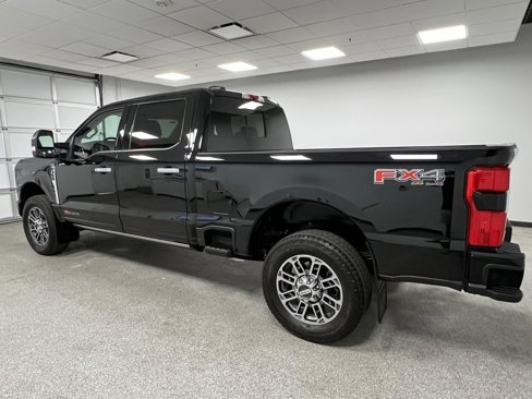 Used 2024 Ford F350 Limited image 9