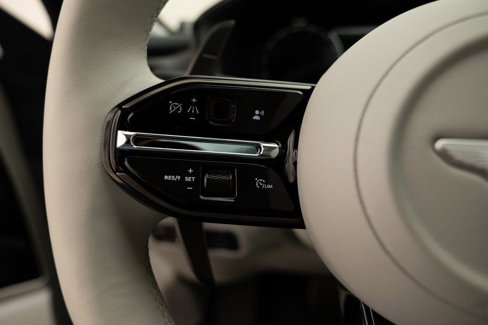 New 2025 Aston Martin DBX 707 image 79