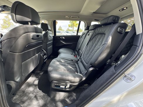 New 2026 BMW X7 xDrive40i w/ Premium Package image 27