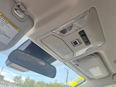 Used 2024 Toyota RAV4 XLE image 38