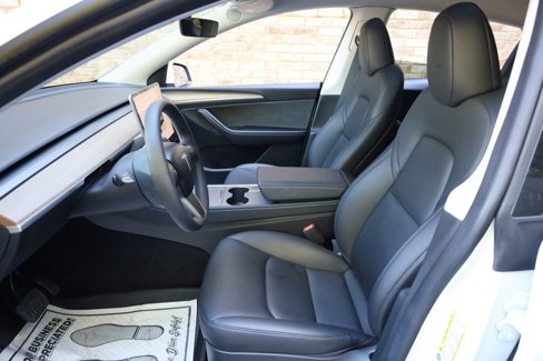 Used 2023 Tesla Model Y Long Range image 15