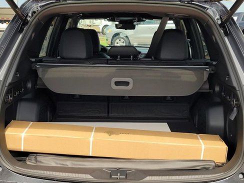 New 2025 Subaru Forester Touring image 6