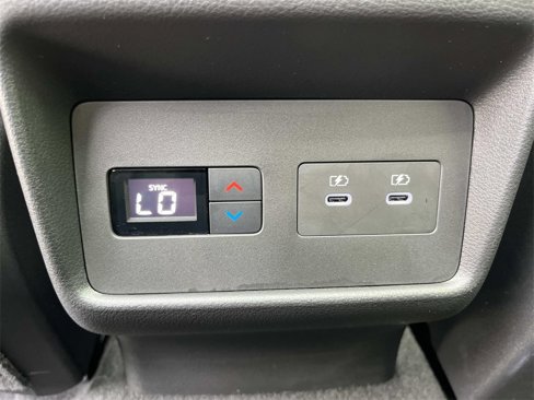 Used 2024 Nissan Rogue SL w/ SL Premium Package image 31