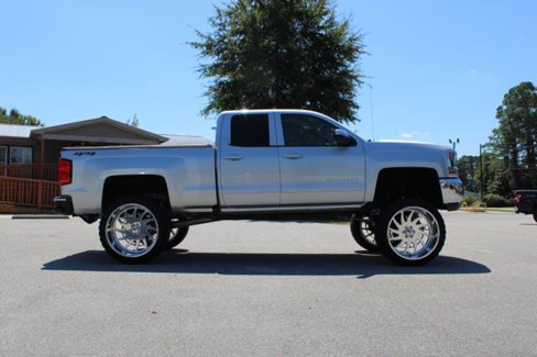 Used 2019 Chevrolet Silverado 1500 LT image 4