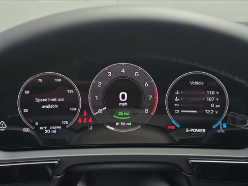 New 2025 Porsche Cayenne E-Hybrid image 28