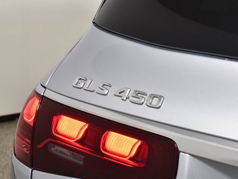 Certified 2024 Mercedes-Benz GLS 450 4MATIC image 9