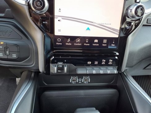 New 2025 RAM 3500 Big Horn image 14