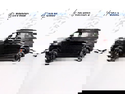 New 2025 Jeep Grand Cherokee L Altitude image 30
