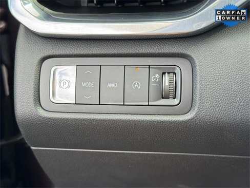 Used 2025 GMC Acadia Elevation w/ Elevation Premium Package image 24