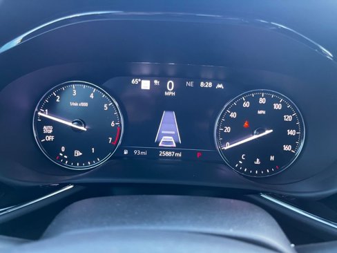 Used 2022 Buick Envision Avenir w/ Technology Package II image 12