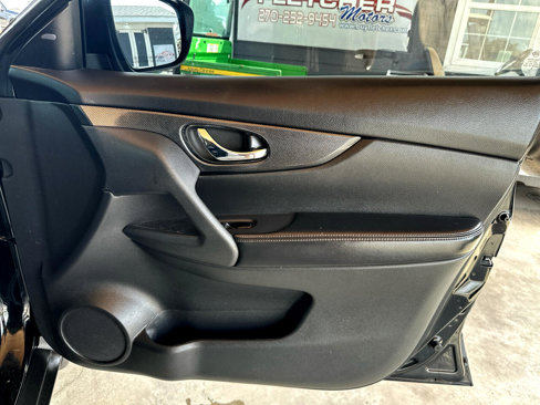 Used 2016 Nissan Rogue SL image 51