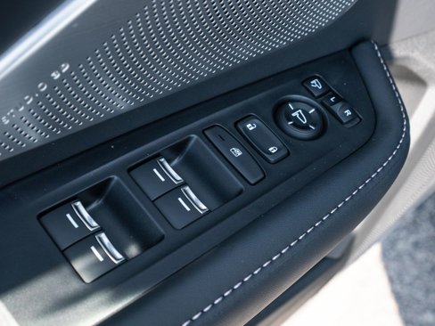 New 2025 Acura RDX SH-AWD w/ Advance Package image 23