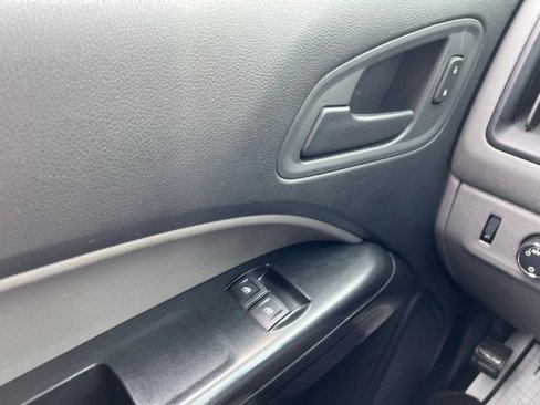 Used 2019 GMC Canyon 4x4 Extended Cab w/ Convenience Package image 24
