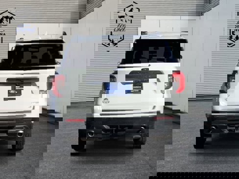Certified 2023 Ford Explorer XLT w/ Equipment Group 202A image 4
