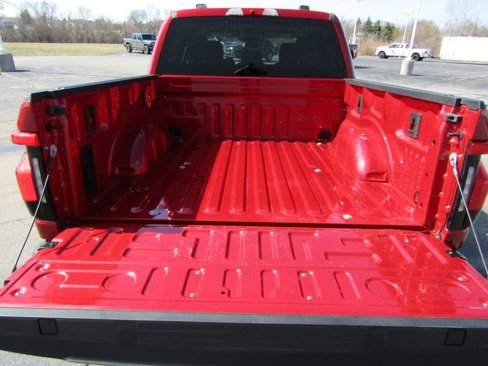 Used 2023 Ford F150 Lightning XLT image 7