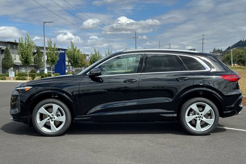 New 2025 Audi Q5 Premium Plus image 6