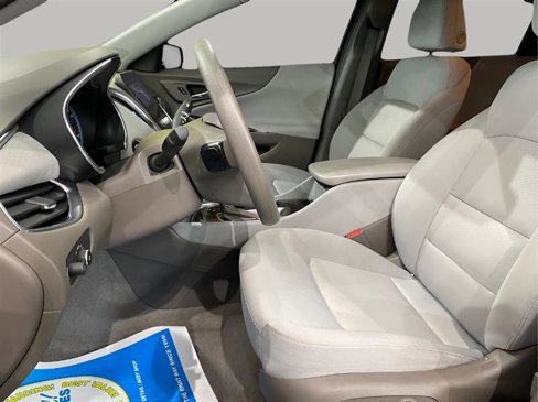 Used 2020 Chevrolet Malibu LT image 10