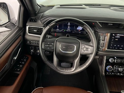 Used 2024 GMC Yukon Denali Ultimate image 15