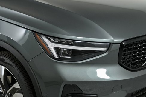 New 2026 Volvo XC40 B5 Ultra w/ Climate Package image 37