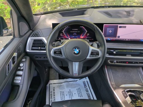 Used 2025 BMW X7 xDrive40i image 15