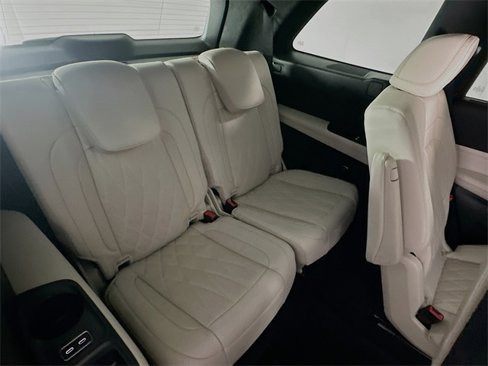New 2026 Mercedes-Benz GLS 63 AMG 4MATIC image 28
