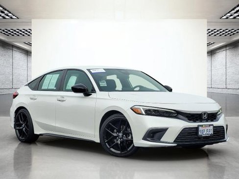 Used 2022 Honda Civic Sport image 2