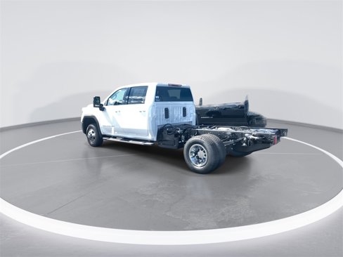 New 2026 GMC Sierra 3500 SLE w/ SLE Convenience Package image 6