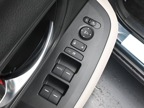 New 2026 Honda HR-V LX image 31