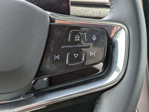 New 2025 Volvo EX90 Ultra image 23