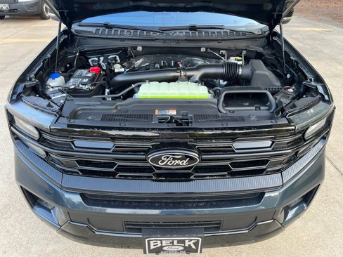 New 2025 Ford Expedition Platinum image 18