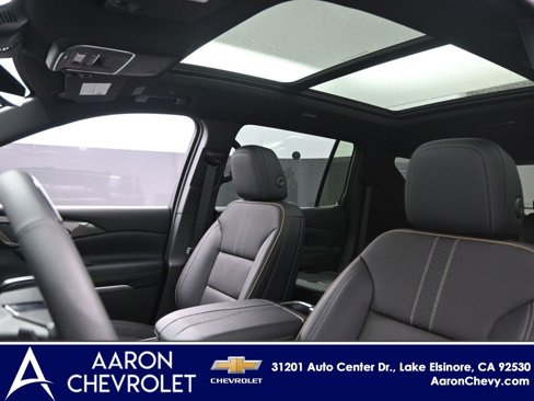 New 2026 Chevrolet Traverse High Country image 17