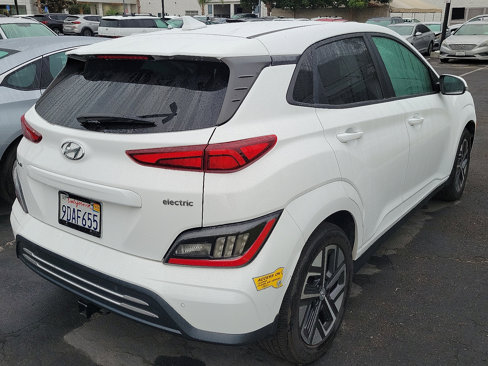 Certified 2023 Hyundai Kona Limited w/ Cargo Package image 4