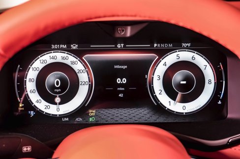New 2025 Aston Martin DBX 707 image 21