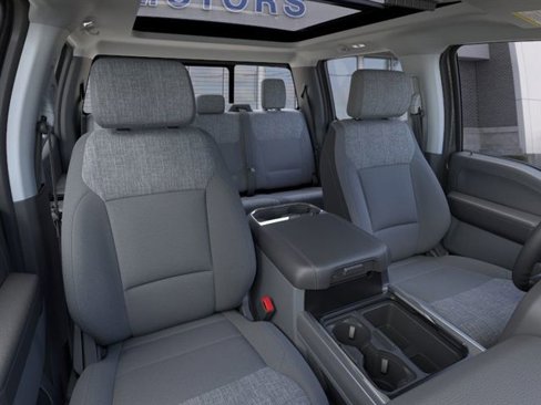 New 2025 Ford F250 XLT image 10