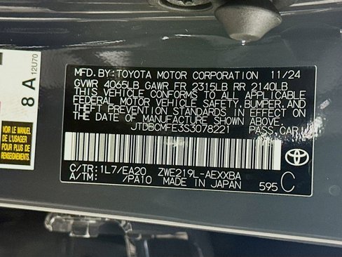 Certified 2025 Toyota Corolla XLE image 32